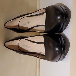 Nine West black shoes